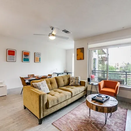 Downtown Apartment With Riverwalk Views Free Parking Pet Friendly Centrally Located On The Riverwalk San Antonio Extérieur photo